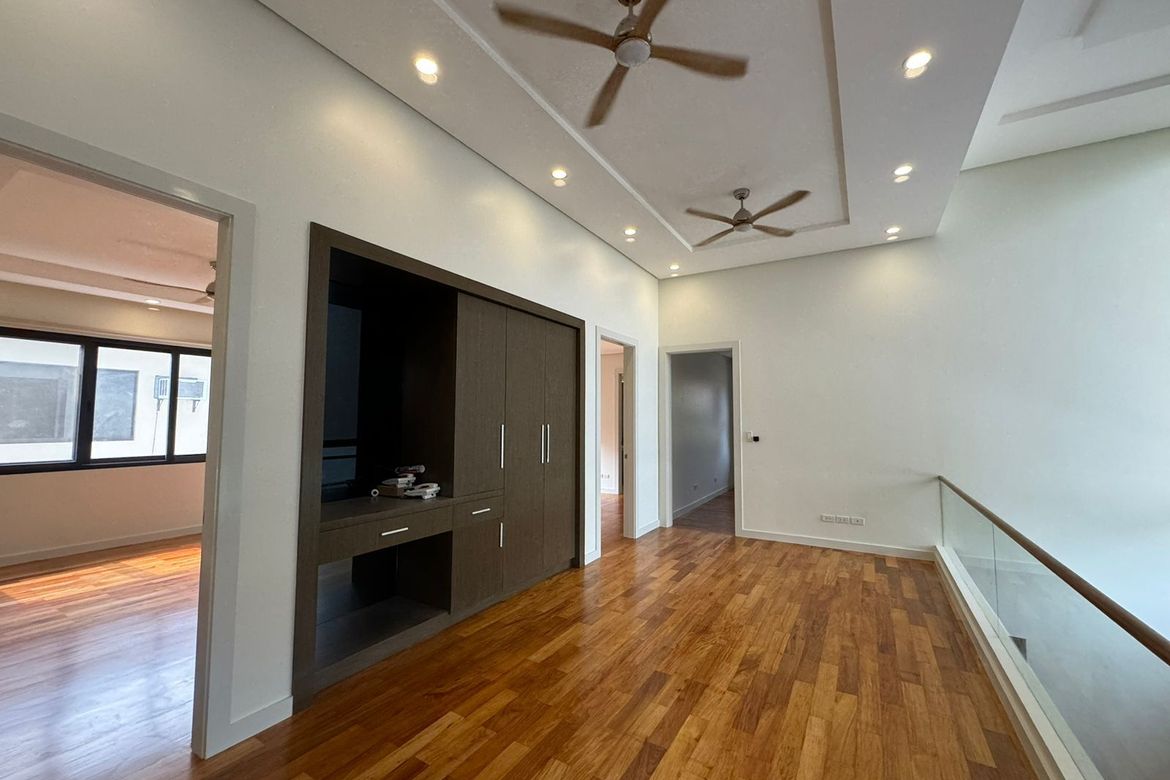4 Bedroom House for Sale in Cupang, Muntinlupa, Metro Manila – photo 5