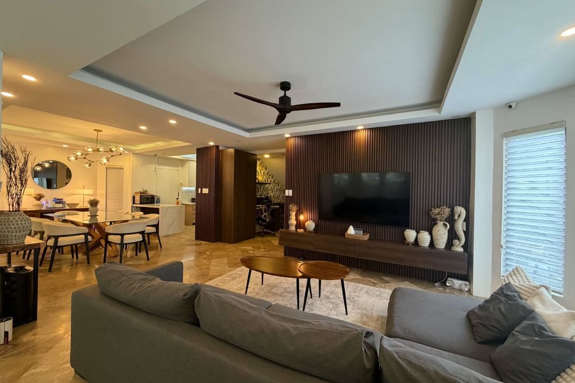 4 Bedroom House for Sale in Cupang, Muntinlupa, Metro Manila