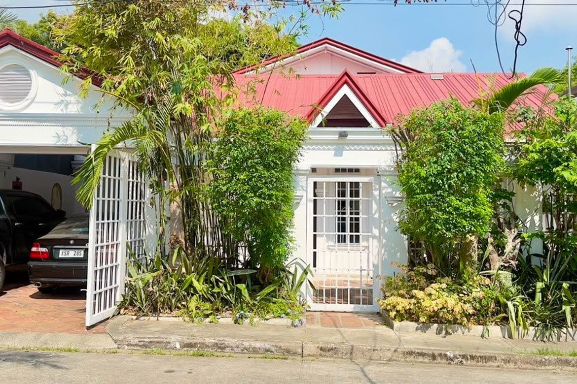 4 Bedroom House for Sale in Cupang, Muntinlupa, Metro Manila