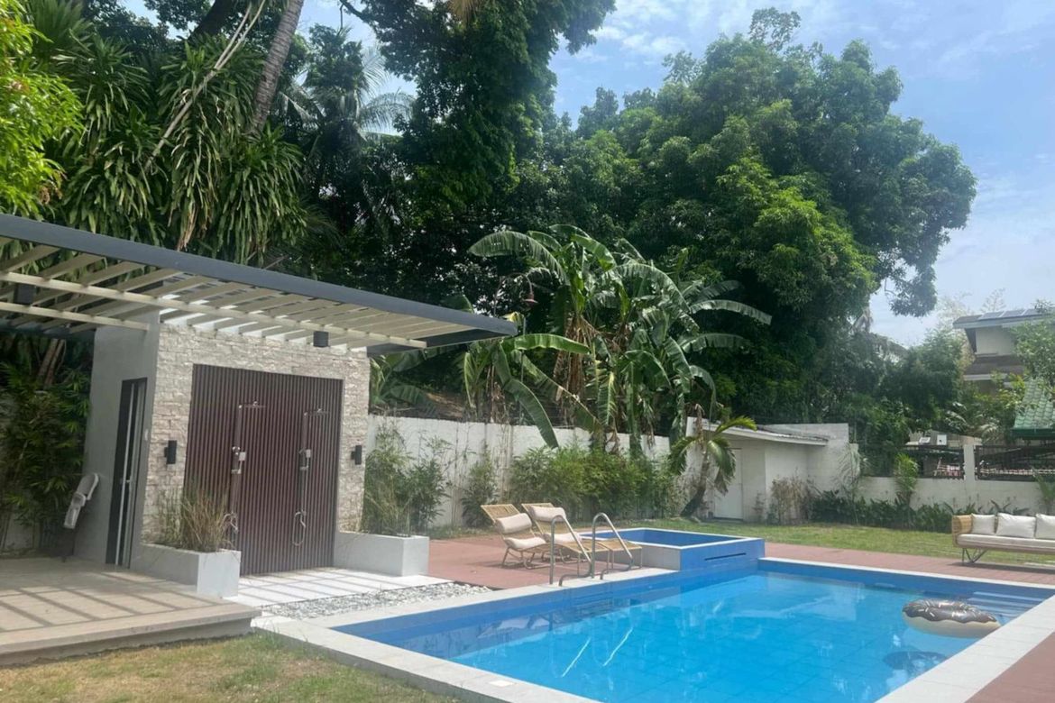 4 Bedroom House for Sale in Cutcut, Angeles, Pampanga