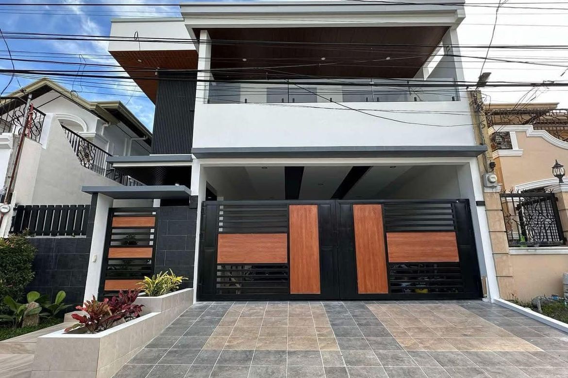 4 Bedroom House for Sale in Cutcut, Angeles, Pampanga