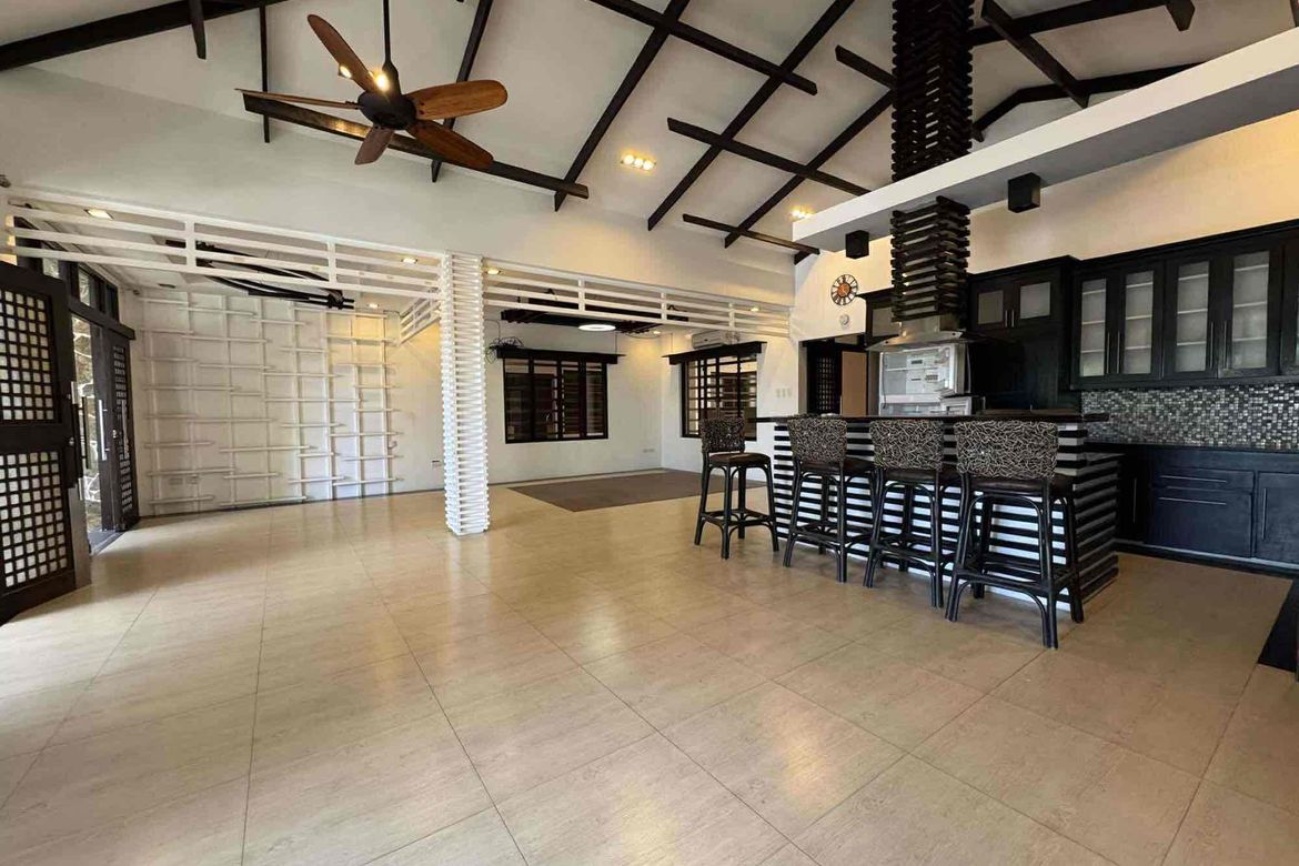 4 Bedroom House for Sale in Cutcut, Angeles, Pampanga – photo 7