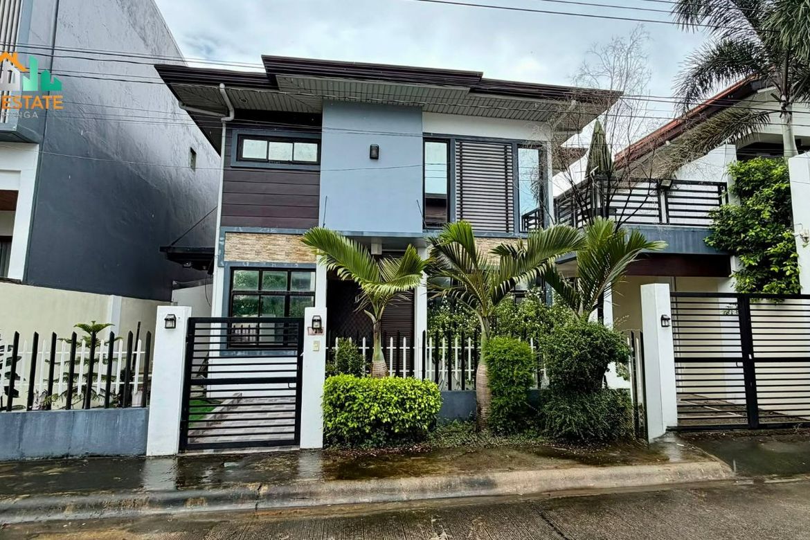 4 Bedroom House for Sale in Cutcut, Angeles, Pampanga