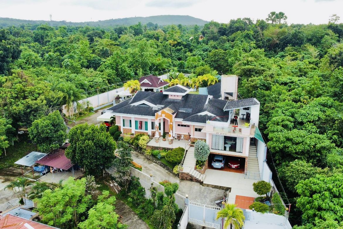 4 Bedroom House for Sale in Danao, Panglao, Bohol