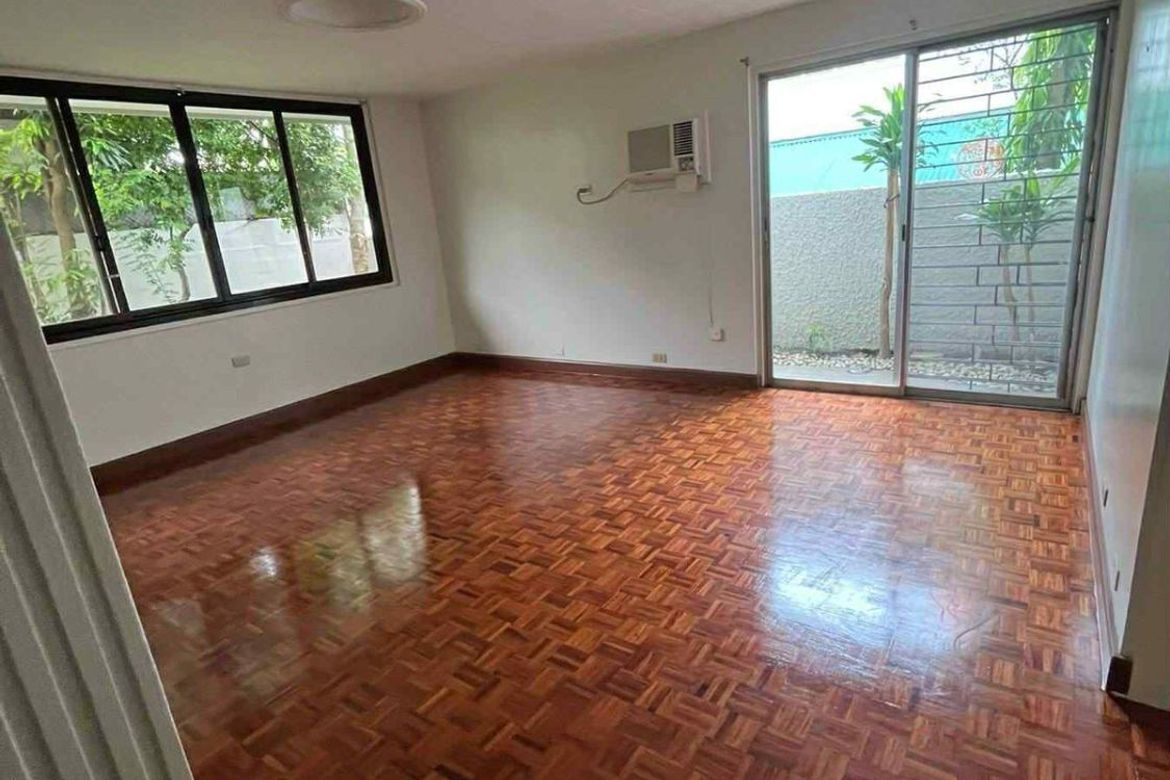 4 Bedroom House for Sale in Dasmariñas North, Makati, Metro Manila near MRT-3 Ayala – photo 3