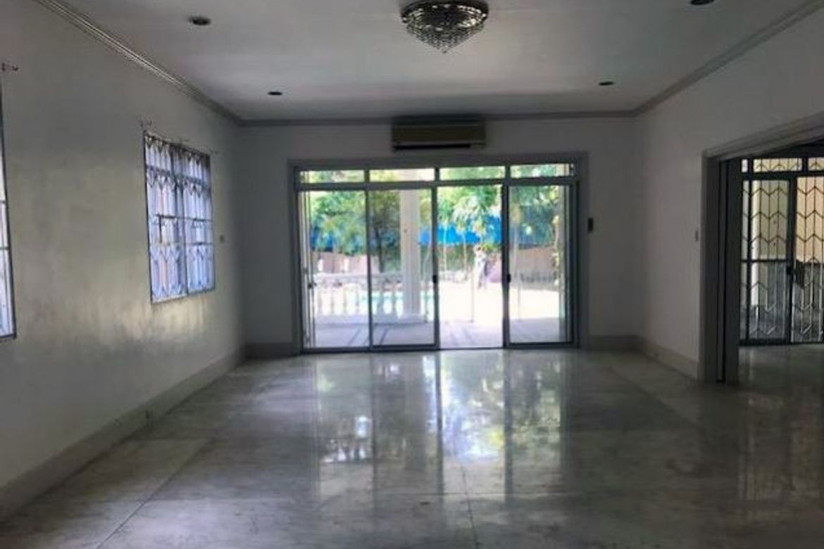 4 Bedroom House for Sale in Dasmariñas Village, Dasmariñas North, Makati, Metro Manila near MRT-3 Magallanes – photo 2