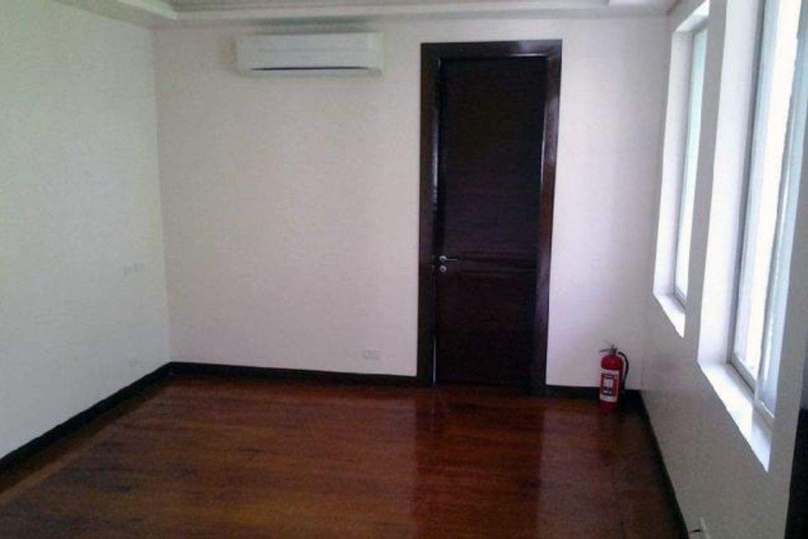 4 Bedroom House for Sale in Dasmariñas Village, Dasmariñas North, Makati, Metro Manila near MRT-3 Magallanes – photo 7