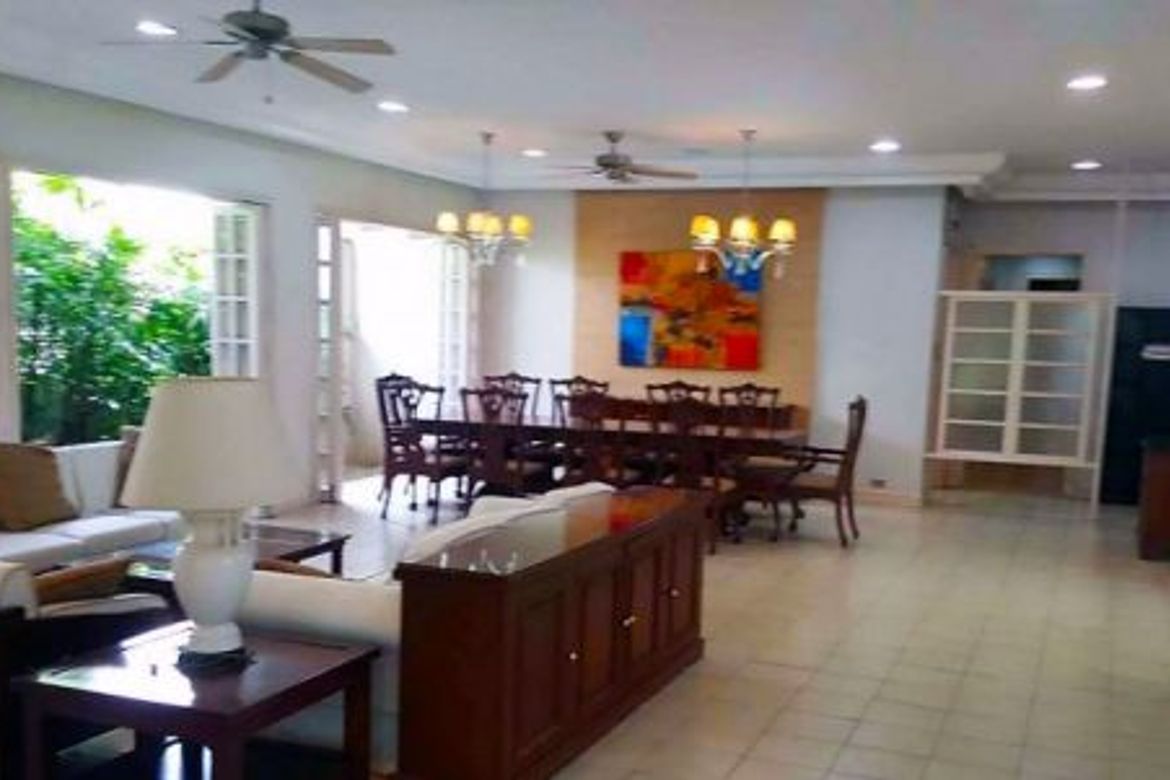 4 Bedroom House for Sale in Dasmariñas Village, Dasmariñas North, Makati, Metro Manila near MRT-3 Magallanes
