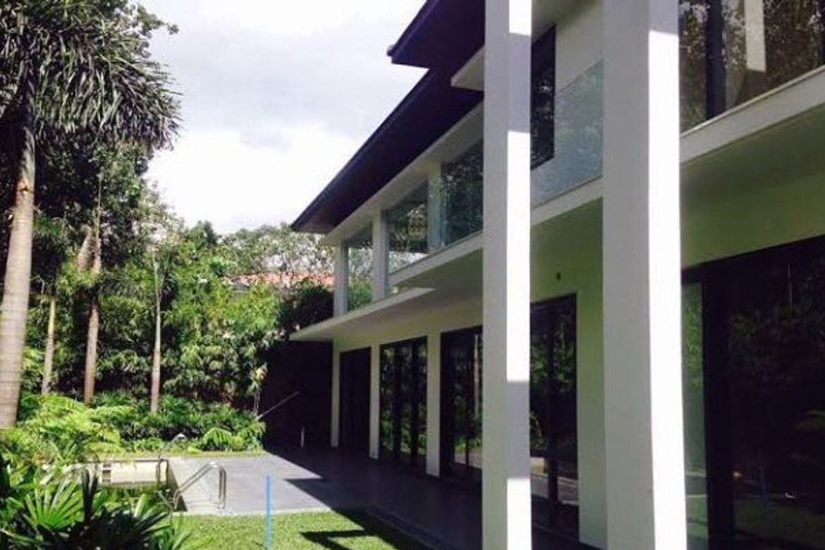 4 Bedroom House for Sale in Dasmariñas Village, Dasmariñas North, Makati, Metro Manila near MRT-3 Magallanes