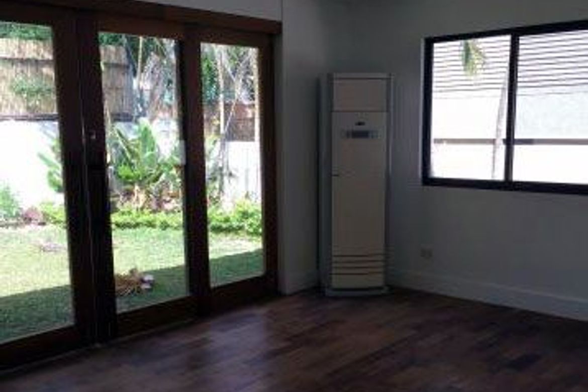 4 Bedroom House for Sale in Dasmariñas Village, Dasmariñas North, Makati, Metro Manila near MRT-3 Magallanes – photo 2