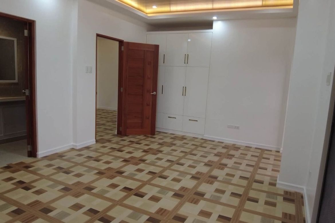4 Bedroom House for Sale in Dita, Santa Rosa, Laguna – photo 8