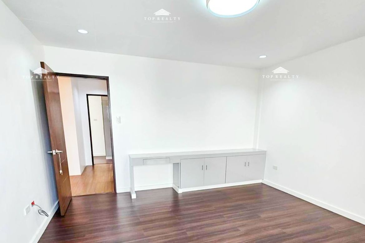 4 Bedroom House for Sale in Don Bosco, Parañaque, Metro Manila – photo 6