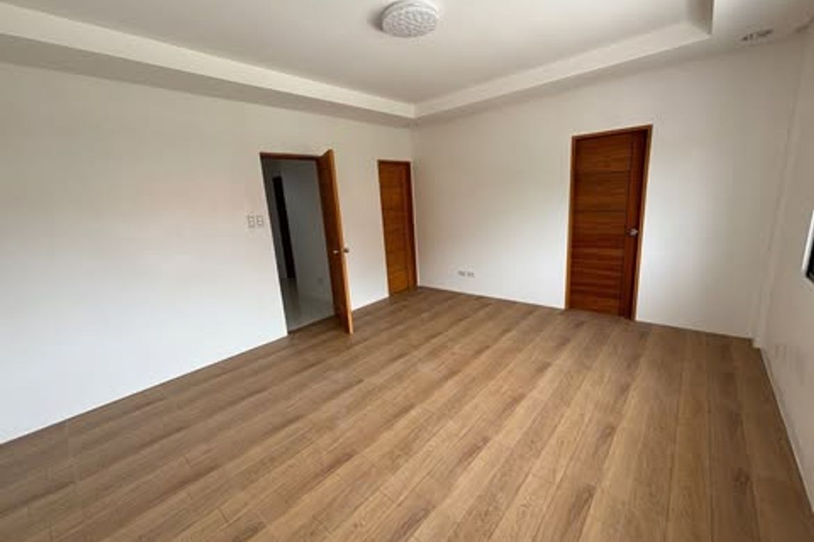 4 Bedroom House for Sale in Don Bosco, Parañaque, Metro Manila – photo 2