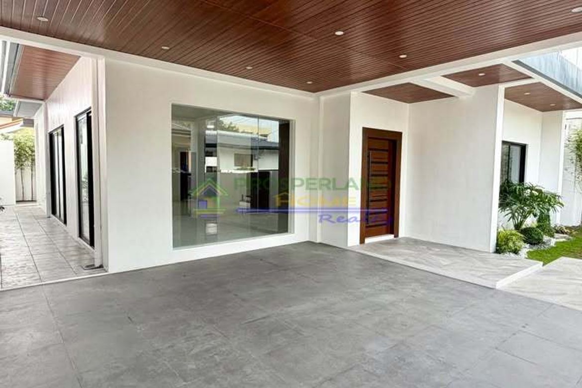 4 Bedroom House for Sale in Don Bosco, Parañaque, Metro Manila – photo 2
