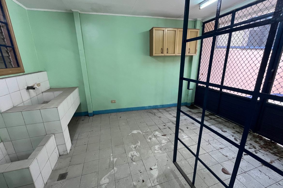 4 Bedroom House for Sale in Don Jose, Santa Rosa, Laguna – photo 8