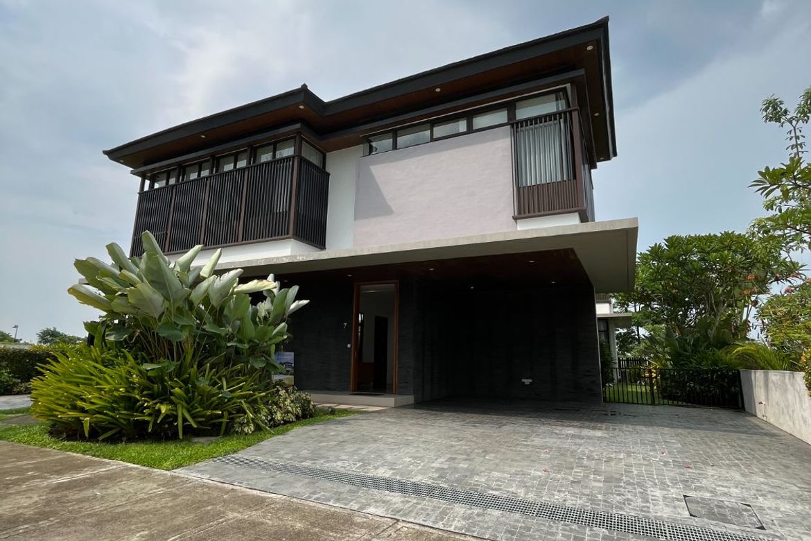 4 Bedroom House for Sale in Don Jose, Santa Rosa, Laguna