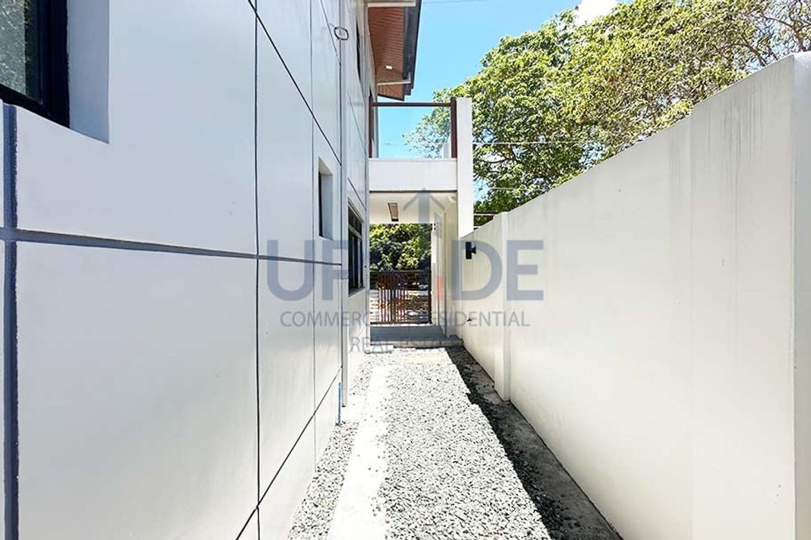 4 Bedroom House for Sale in Don Jose, Santa Rosa, Laguna – photo 3