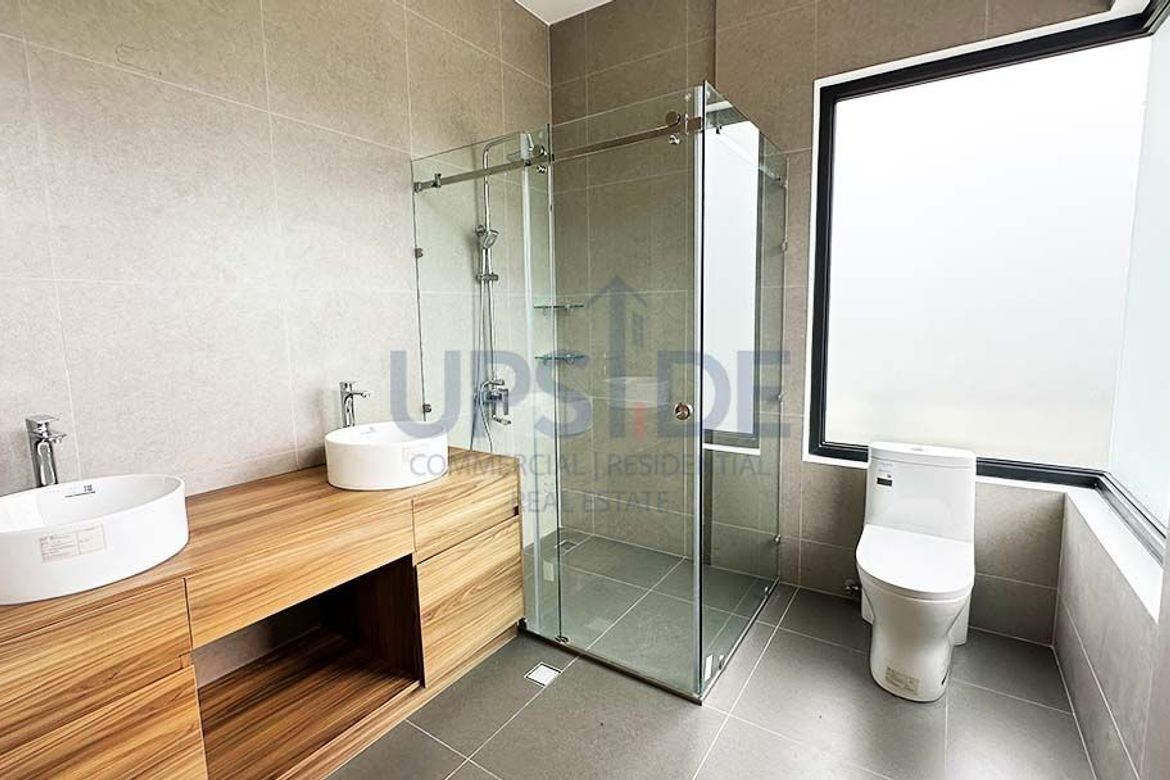 4 Bedroom House for Sale in Don Jose, Santa Rosa, Laguna
