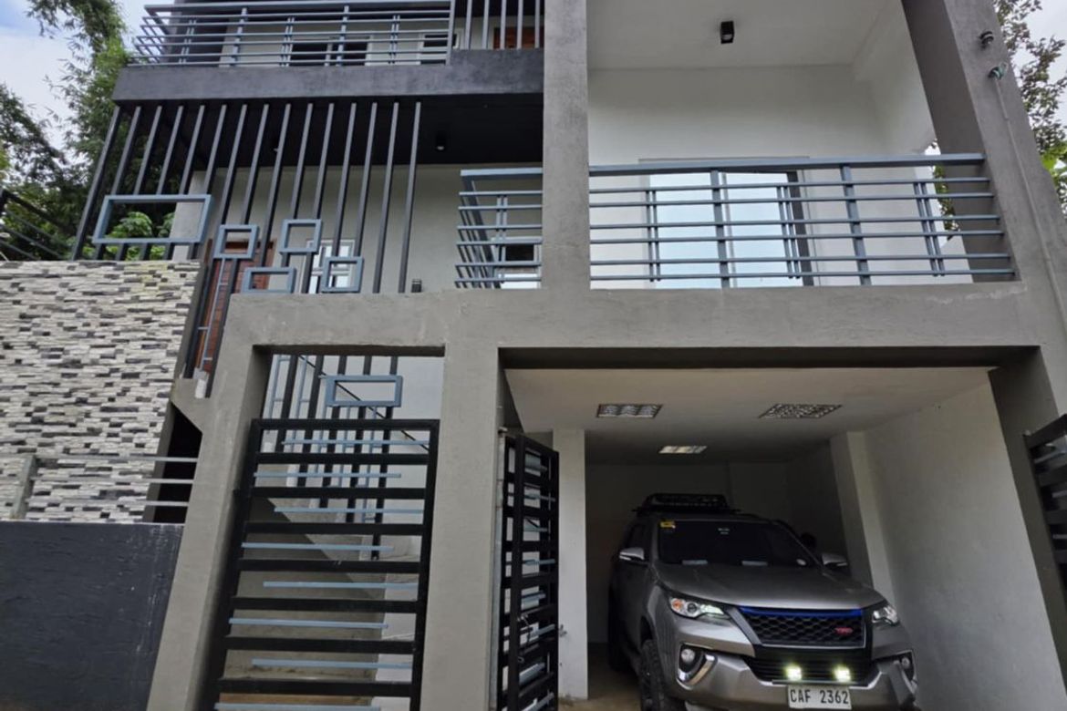 4 Bedroom House for Sale in Dontogan, Baguio, Benguet