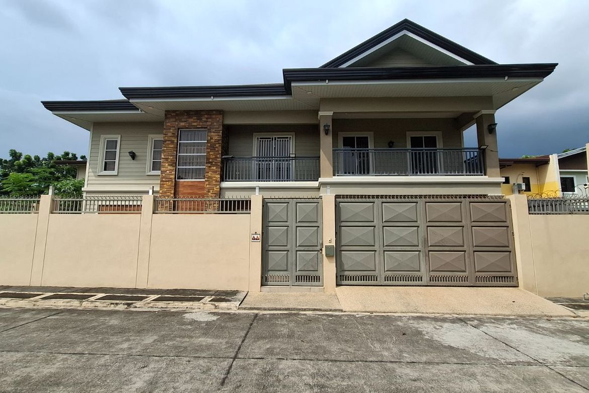 4 Bedroom House for Sale in Duquit, Mabalacat, Pampanga