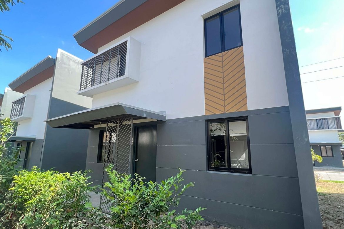 4 Bedroom House for Sale in Eden, Mexico, Pampanga