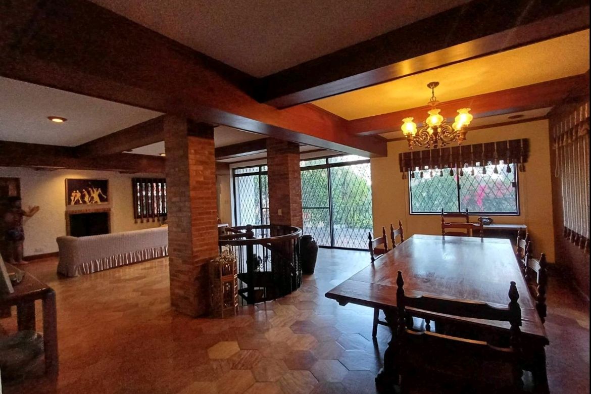 4 Bedroom House for Sale in General Luna, Lower, Baguio, Benguet – photo 4