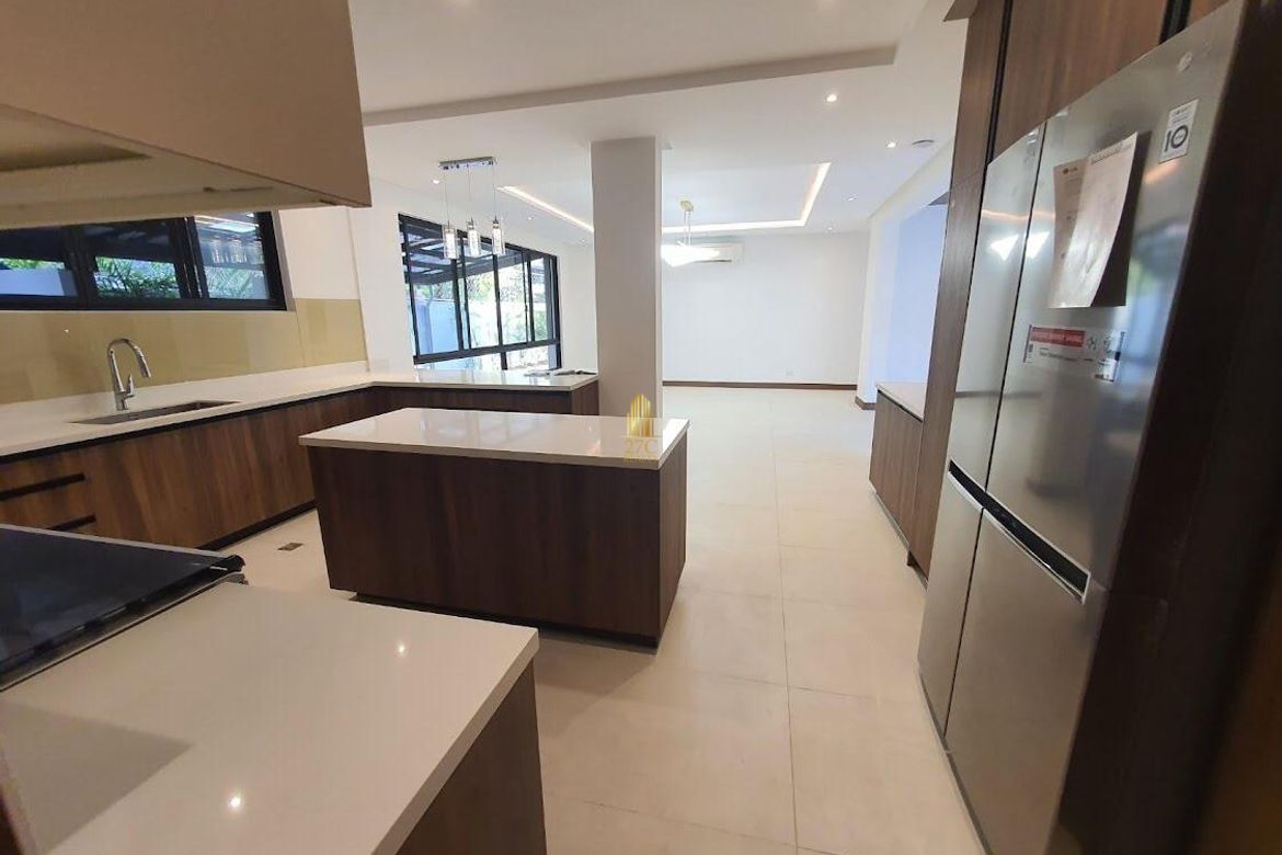 4 Bedroom House for Sale in Greenhills, San Juan, Metro Manila near MRT-3 Santolan – photo 6