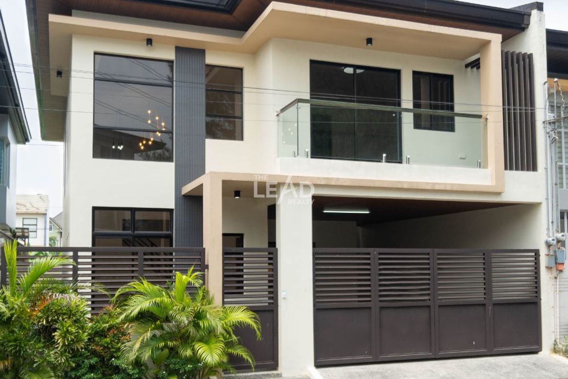 4 Bedroom House for Sale in Greenwoods Executive Village - Cainta, San Andres, Cainta, Rizal
