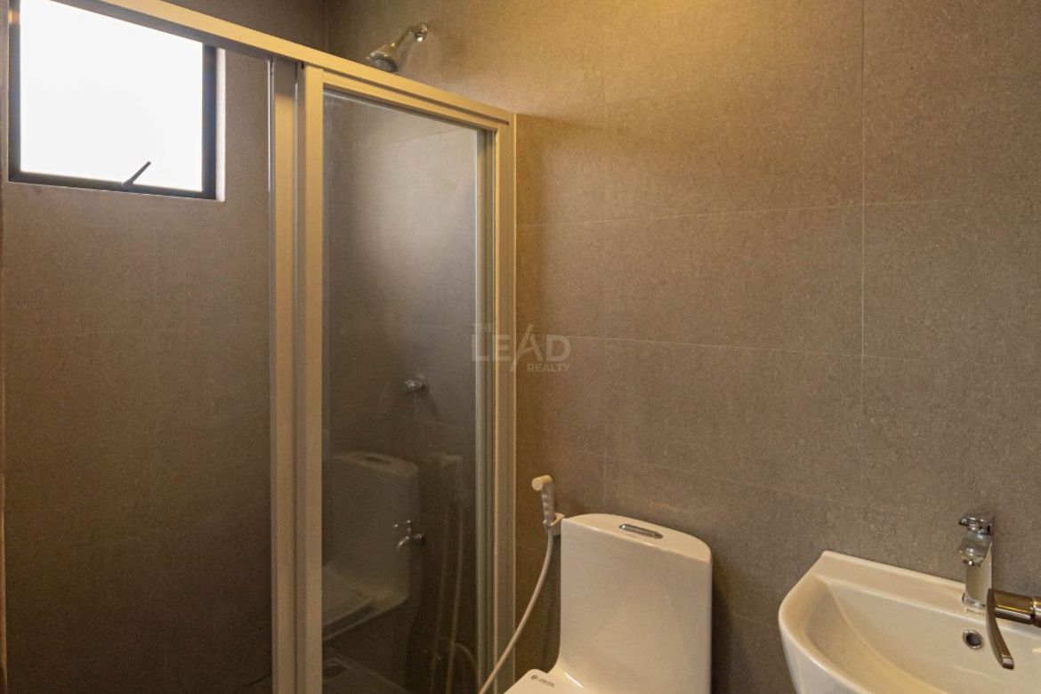 4 Bedroom House for Sale in Greenwoods Executive Village - Cainta, San Andres, Cainta, Rizal – photo 7