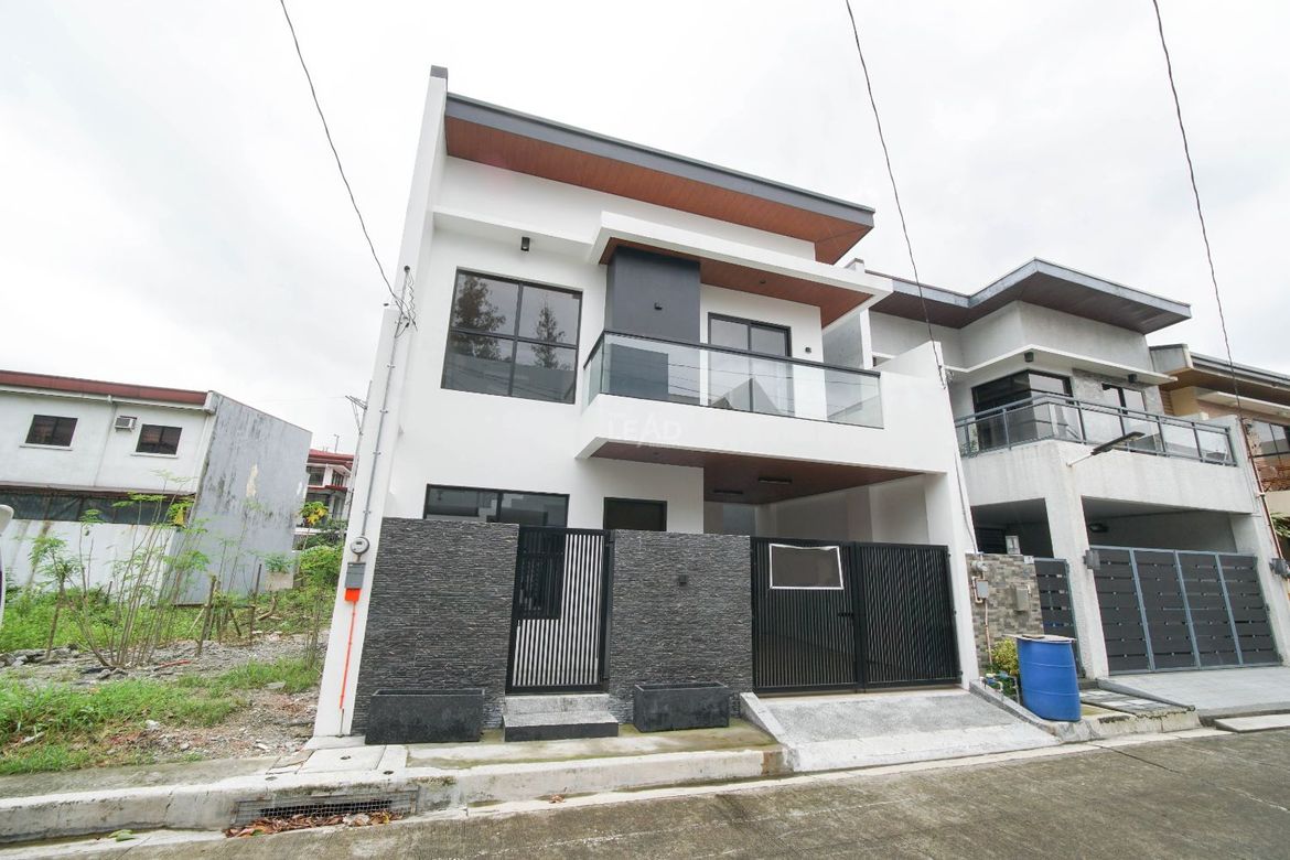 4 Bedroom House for Sale in Greenwoods Executive Village - Cainta, San Andres, Cainta, Rizal