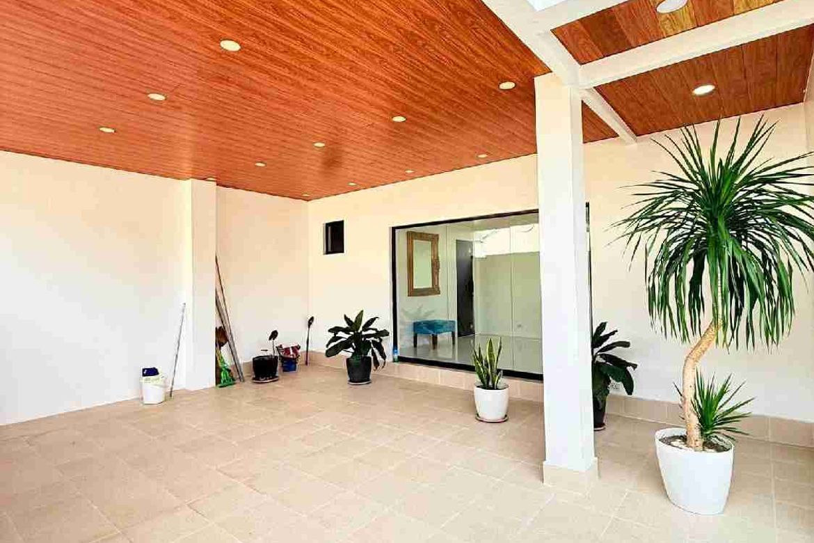 4 Bedroom House for Sale in Greenwoods Executive Village, San Miguel, Pasig, Metro Manila – photo 2