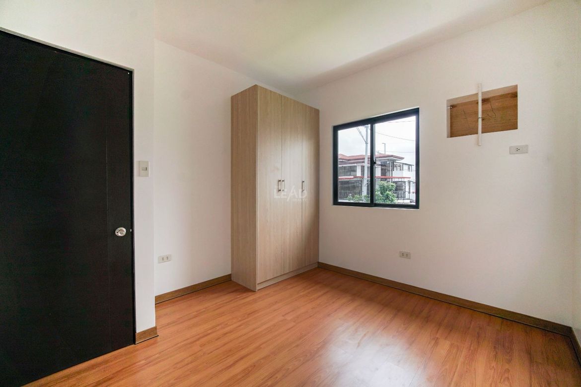 4 Bedroom House for Sale in Greenwoods Executive Village, San Miguel, Pasig, Metro Manila – photo 7