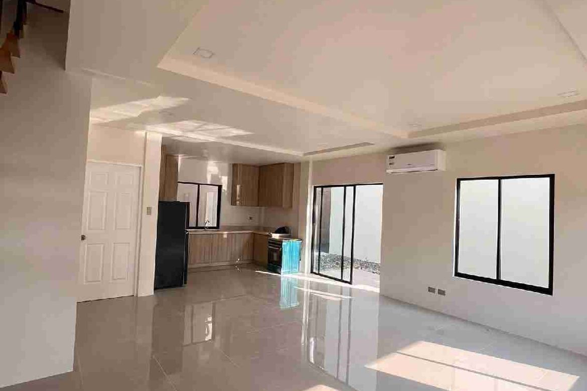 4 Bedroom House for Sale in Guadalupe, Cebu City, Cebu – photo 2