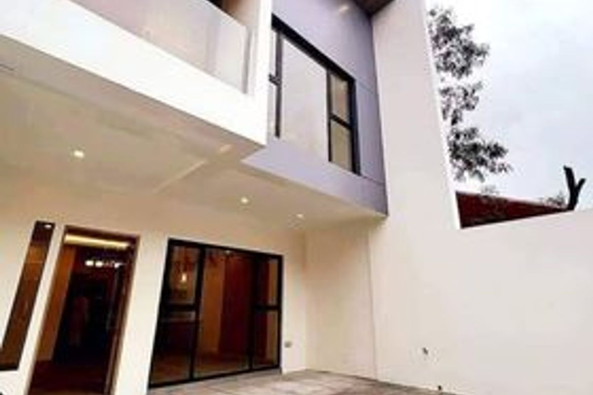 4 Bedroom House for Sale in Guitnang Bayan II, San Mateo, Rizal