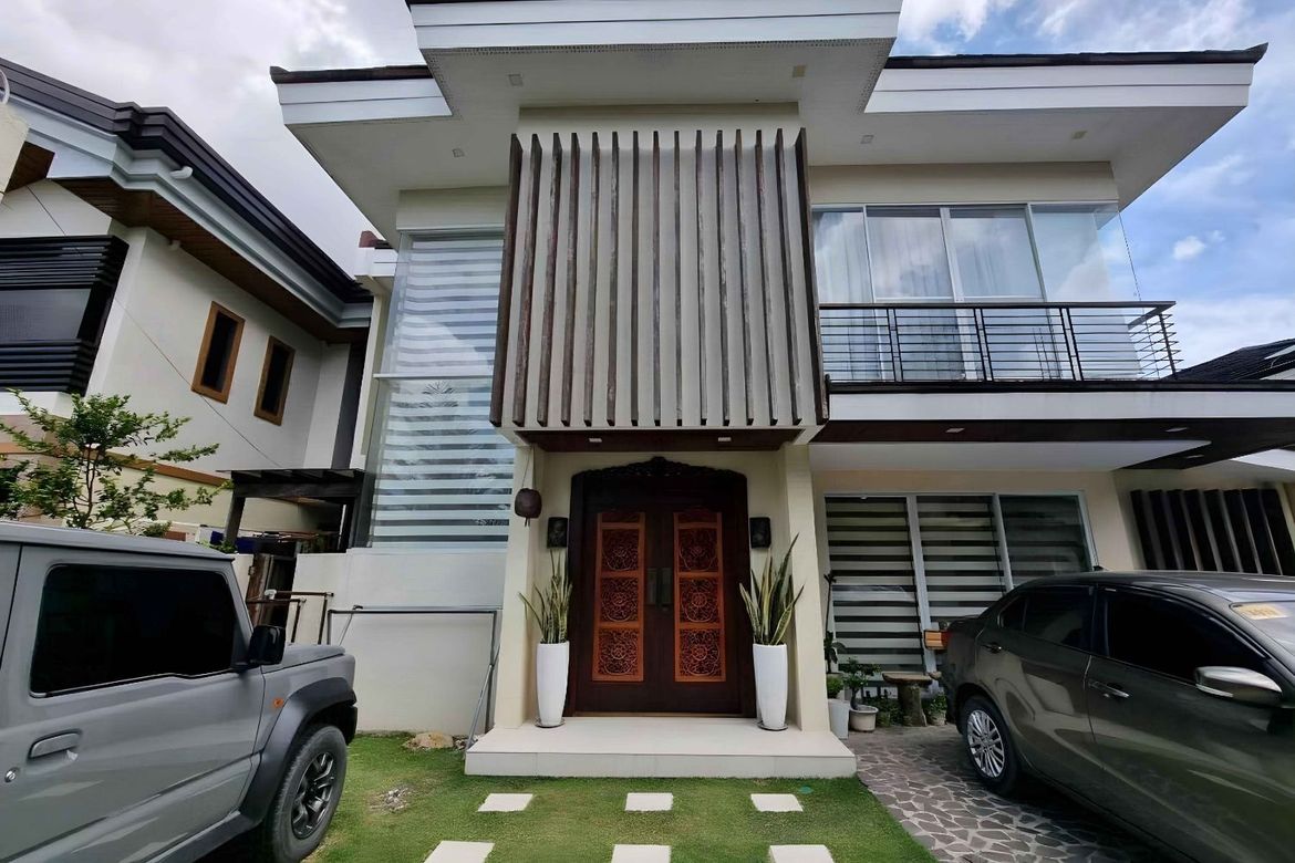 4 Bedroom House for Sale in Gun-Ob, Lapu-Lapu, Cebu