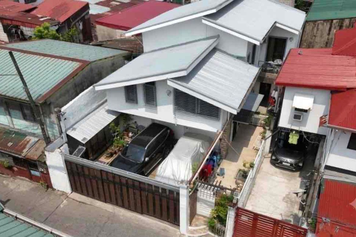 4 Bedroom House for Sale in Hen. T. de Leon, Valenzuela, Metro Manila