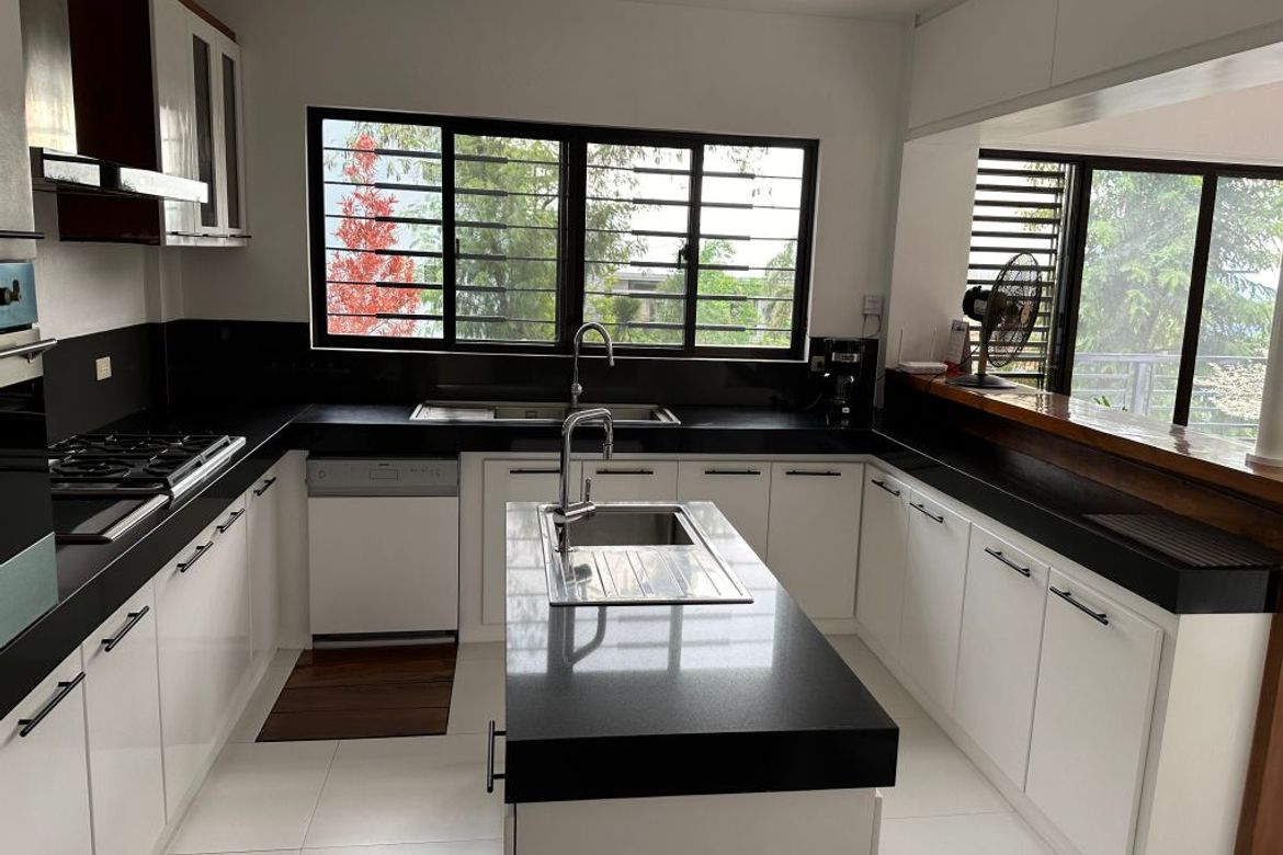 4 Bedroom House for Sale in Highlands Pointe, Dolores, Taytay, Rizal – photo 4
