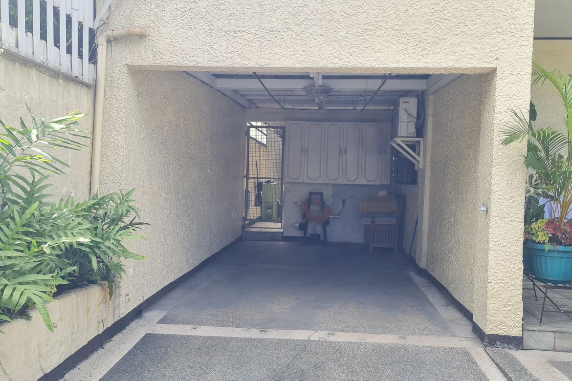 4 Bedroom House for Sale in Holy Spirit, Quezon City, Metro Manila – photo 4