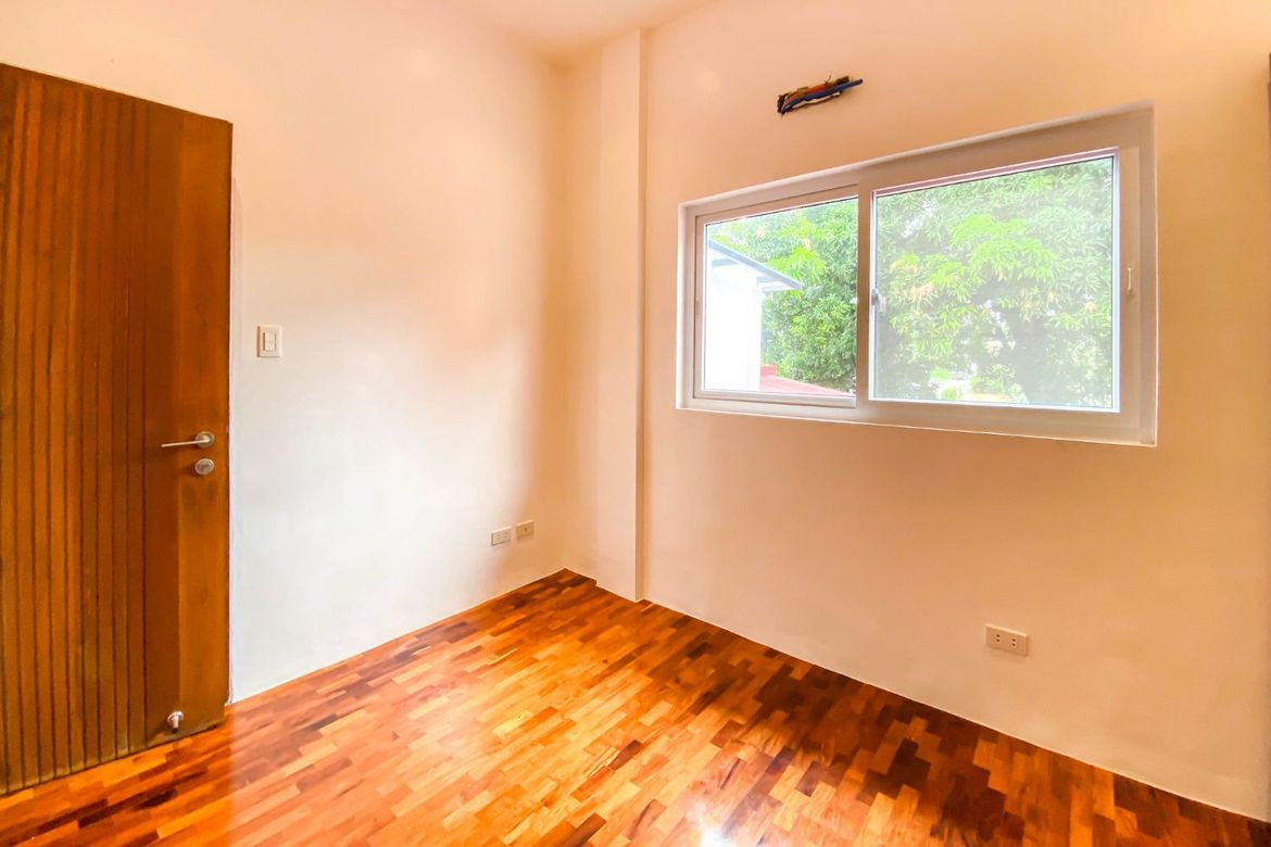 4 Bedroom House for Sale in Holy Spirit, Quezon City, Metro Manila – photo 4