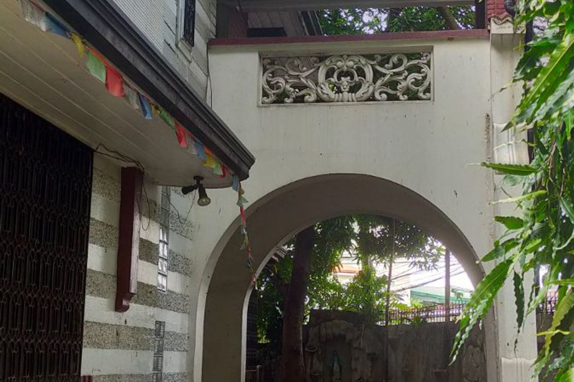 4 Bedroom House for Sale in Immaculate Concepcion, Quezon City, Metro Manila near LRT-2 Betty Go-Belmonte – photo 2
