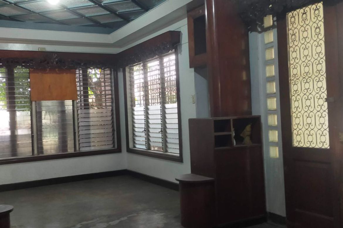 4 Bedroom House for Sale in Immaculate Concepcion, Quezon City, Metro Manila near LRT-2 Betty Go-Belmonte – photo 6