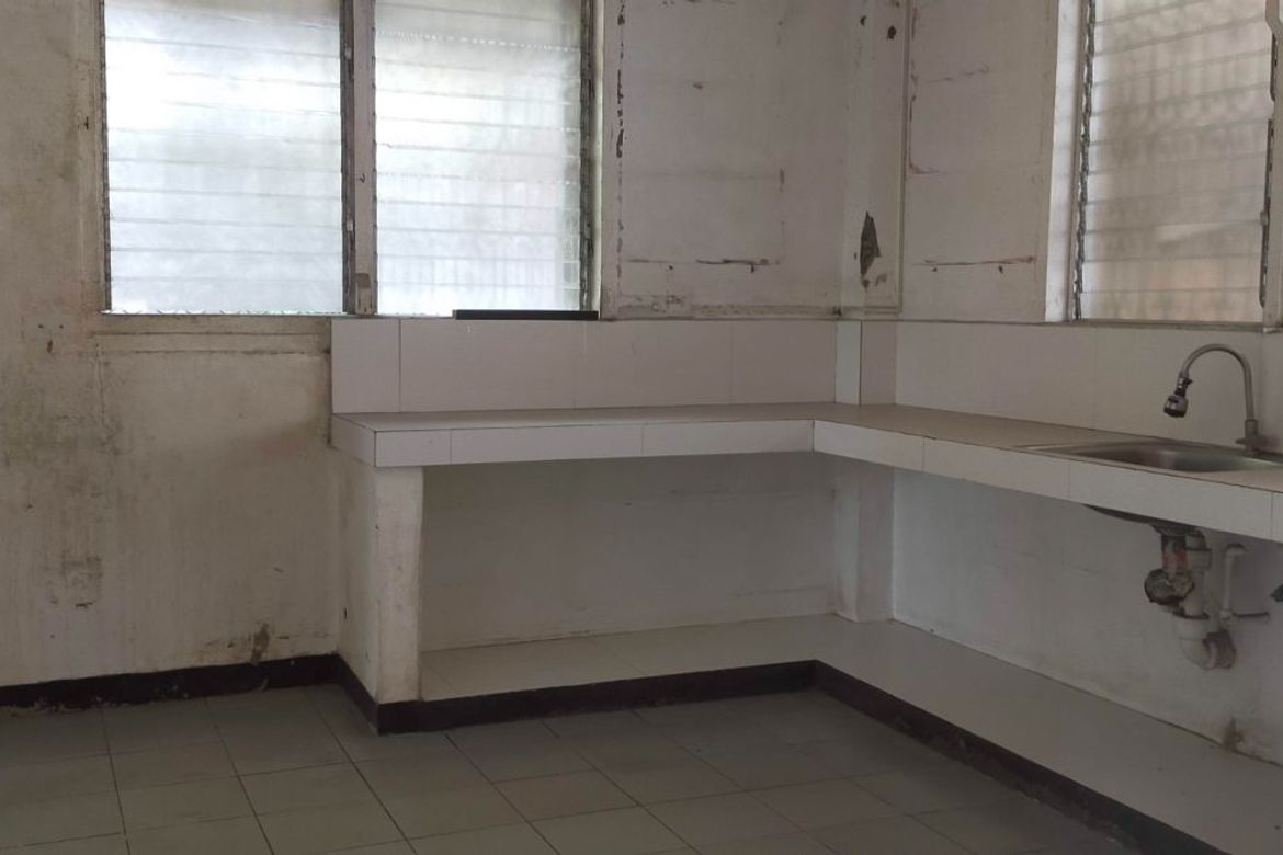 4 Bedroom House for Sale in Immaculate Concepcion, Quezon City, Metro Manila near LRT-2 Betty Go-Belmonte – photo 7
