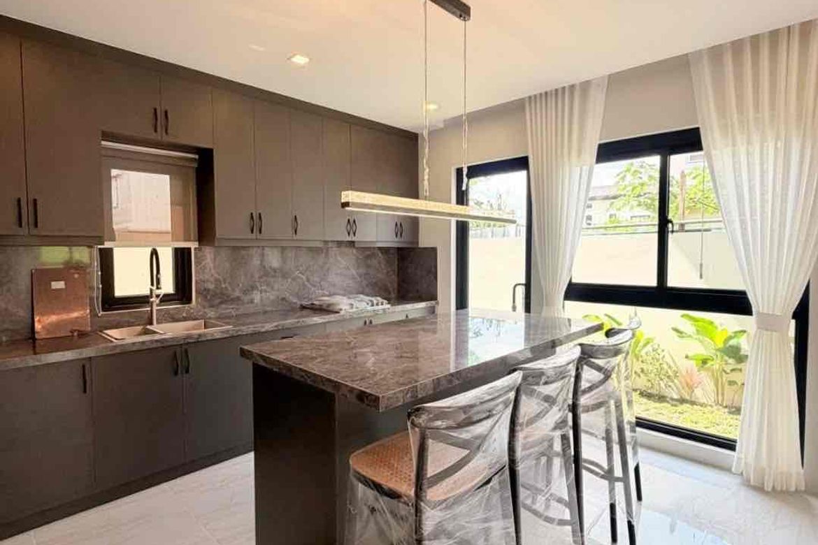 4 Bedroom House for Sale in Inchican, Silang, Cavite – photo 3