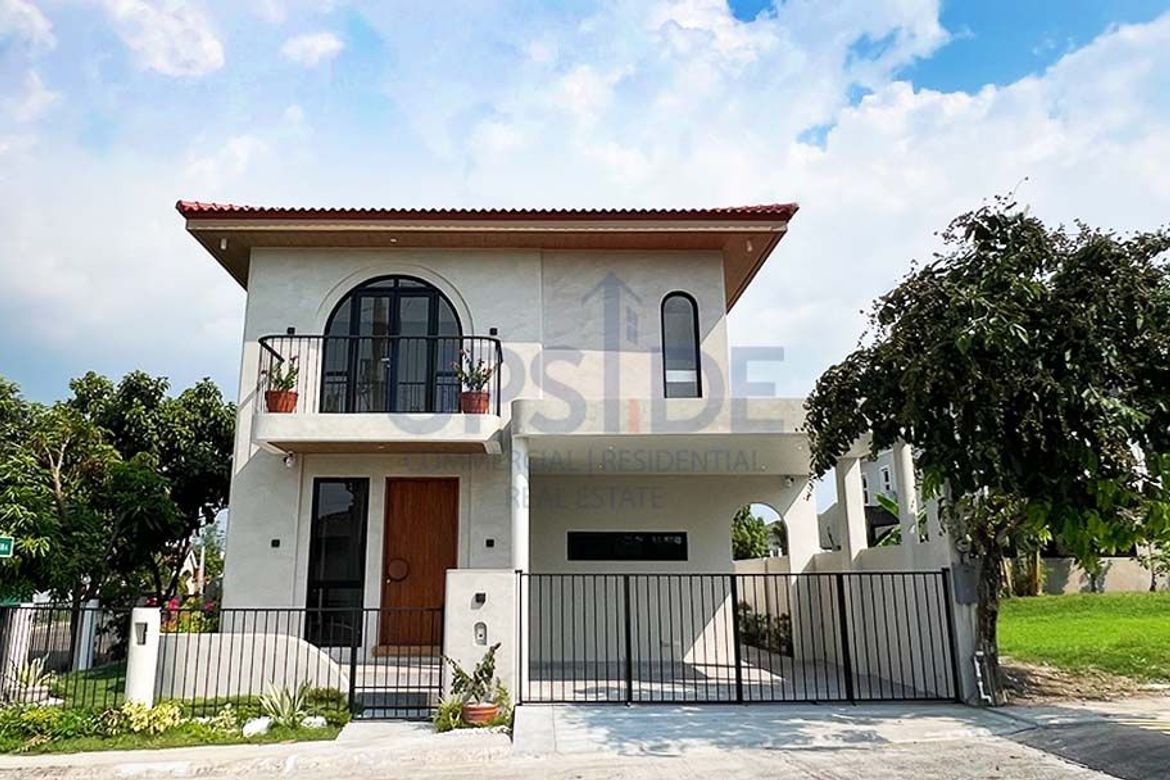 4 Bedroom House for Sale in Inchican, Silang, Cavite