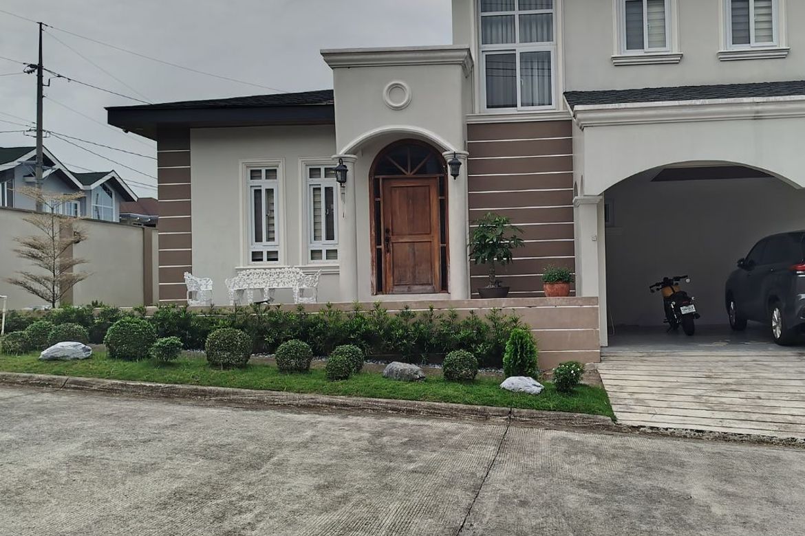 4 Bedroom House for Sale in Inchican, Silang, Cavite