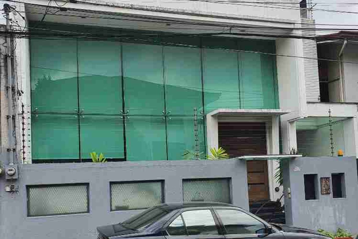 4 Bedroom House for Sale in Industrial Valley, Marikina, Metro Manila near LRT-2 Santolan