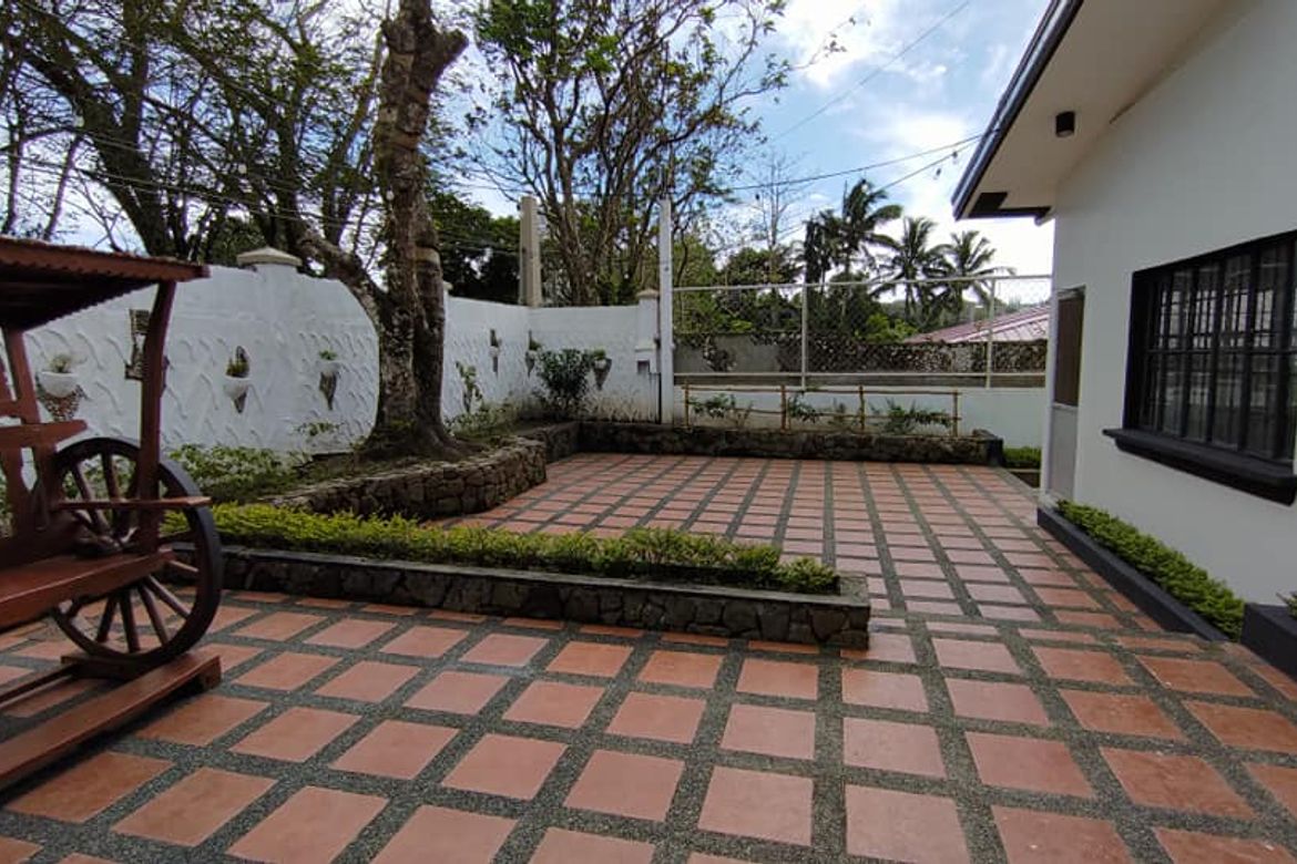 4 Bedroom House for Sale in Iruhin West, Tagaytay, Cavite – photo 3
