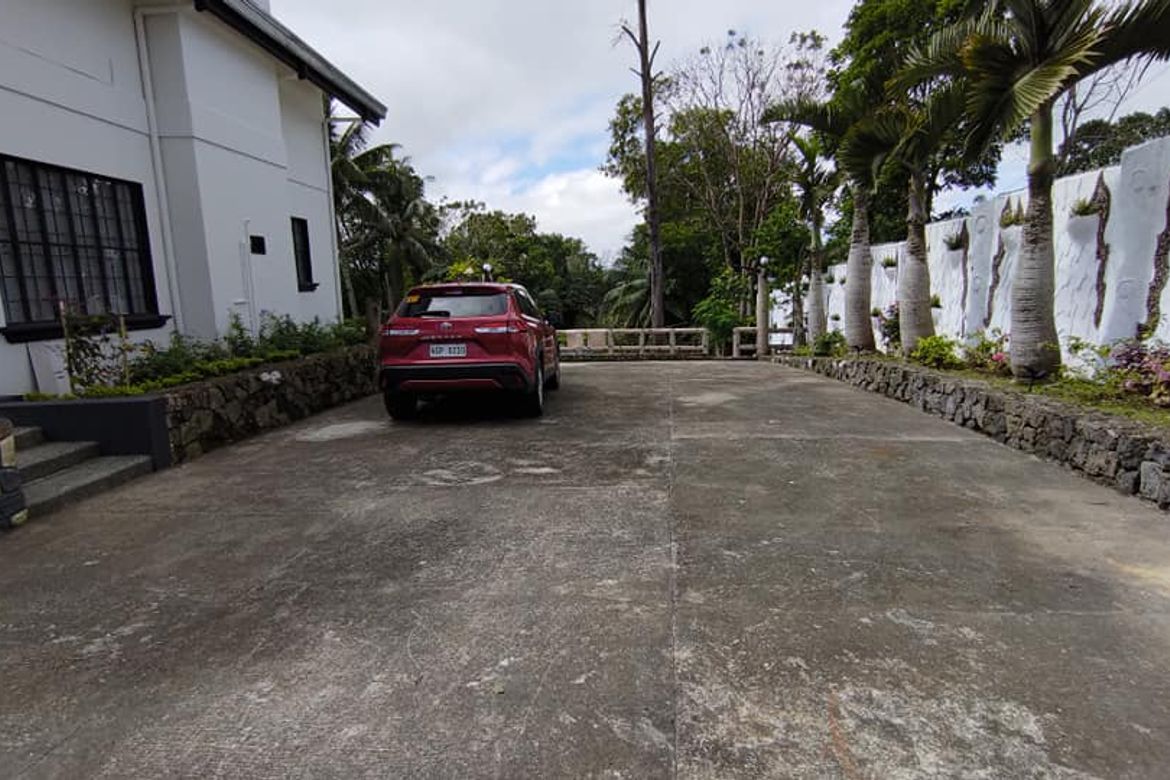4 Bedroom House for Sale in Iruhin West, Tagaytay, Cavite – photo 5
