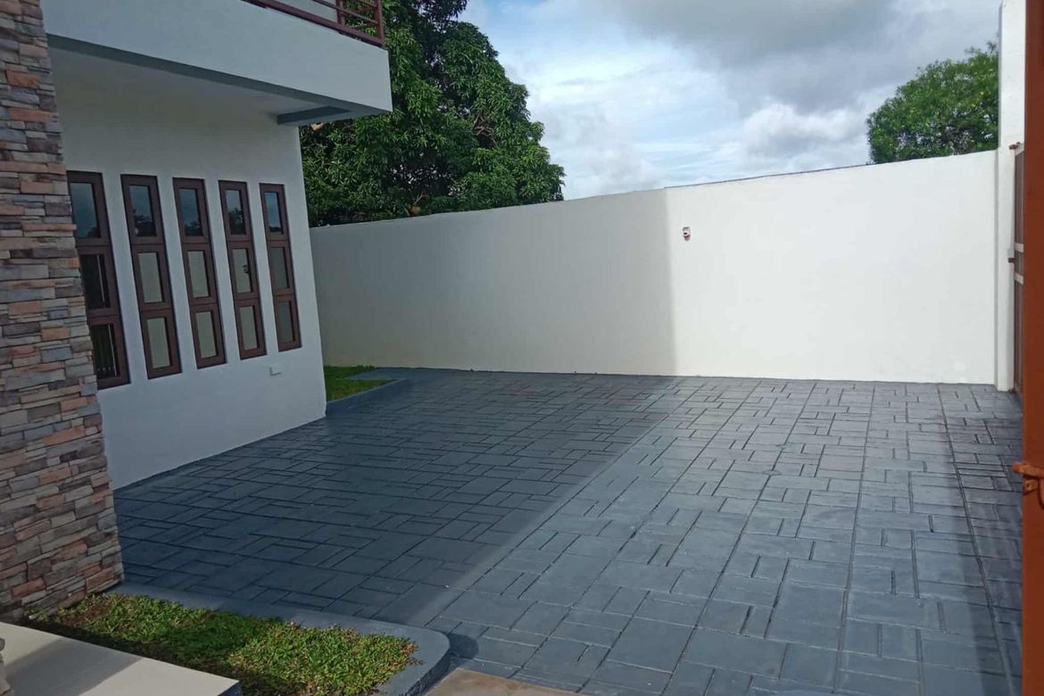4 Bedroom House for Sale in La Prairie, Amuyong, Alfonso, Cavite – photo 3