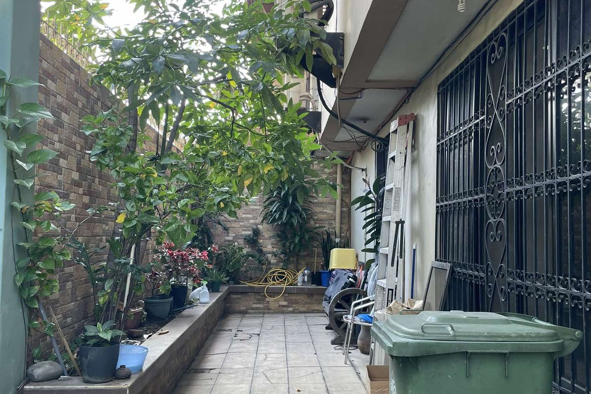 4 Bedroom House for Sale in Laging Handa, Quezon City, Metro Manila near MRT-3 Kamuning – photo 2